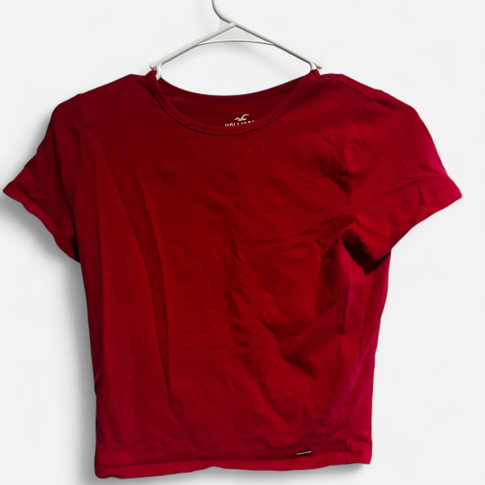 Hollister Scarlet Tee